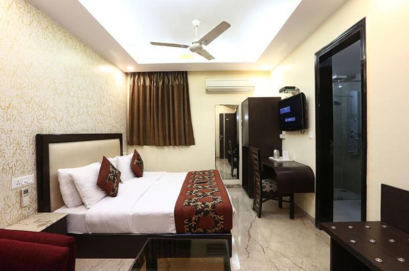 Hotel Kingston Park - Karol Bagh Delhi Dış mekan fotoğraf