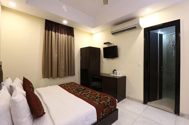 Hotel Kingston Park - Karol Bagh Delhi Dış mekan fotoğraf