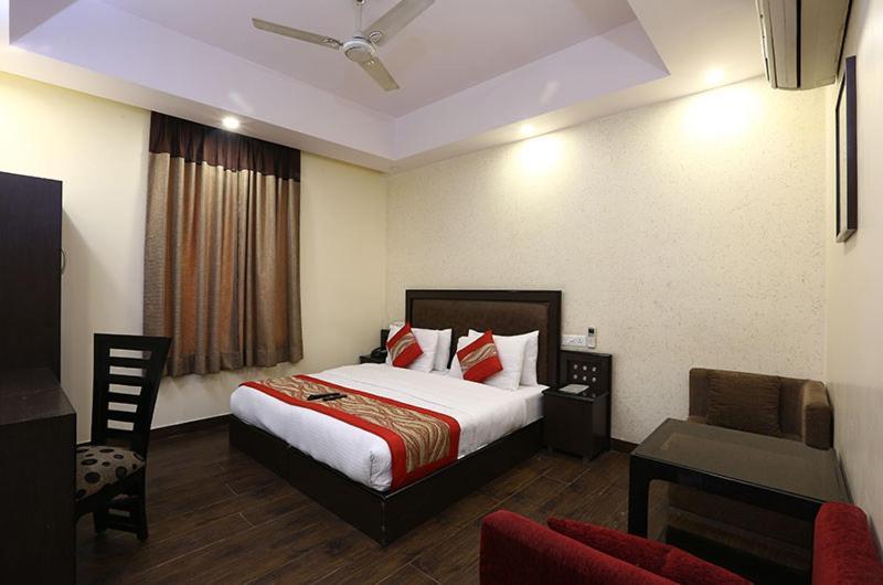 Hotel Kingston Park - Karol Bagh Delhi Dış mekan fotoğraf