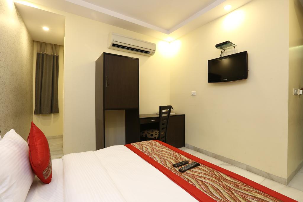 Hotel Kingston Park - Karol Bagh Delhi Dış mekan fotoğraf