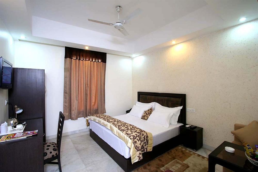 Hotel Kingston Park - Karol Bagh Delhi Dış mekan fotoğraf