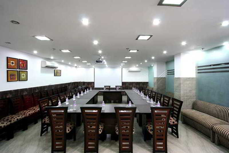 Hotel Kingston Park - Karol Bagh Delhi Dış mekan fotoğraf
