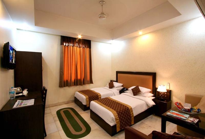 Hotel Kingston Park - Karol Bagh Delhi Dış mekan fotoğraf